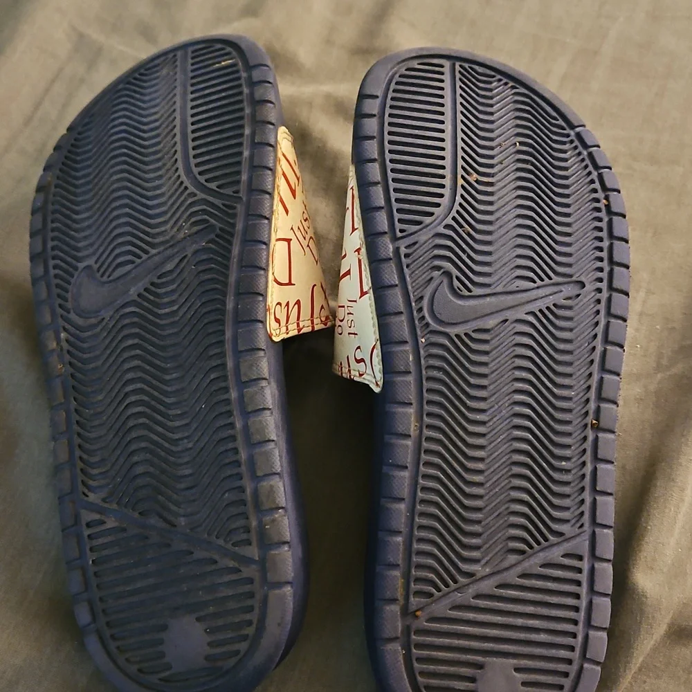 US SIZE 5 Nike Kids Blue and Red Slide‎ Sandals